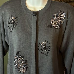 VTG BROWNSTONE STUDIO GREY WOOl BLEND SEQUINS/BEADED BUTTON CARDIGAN Sz M